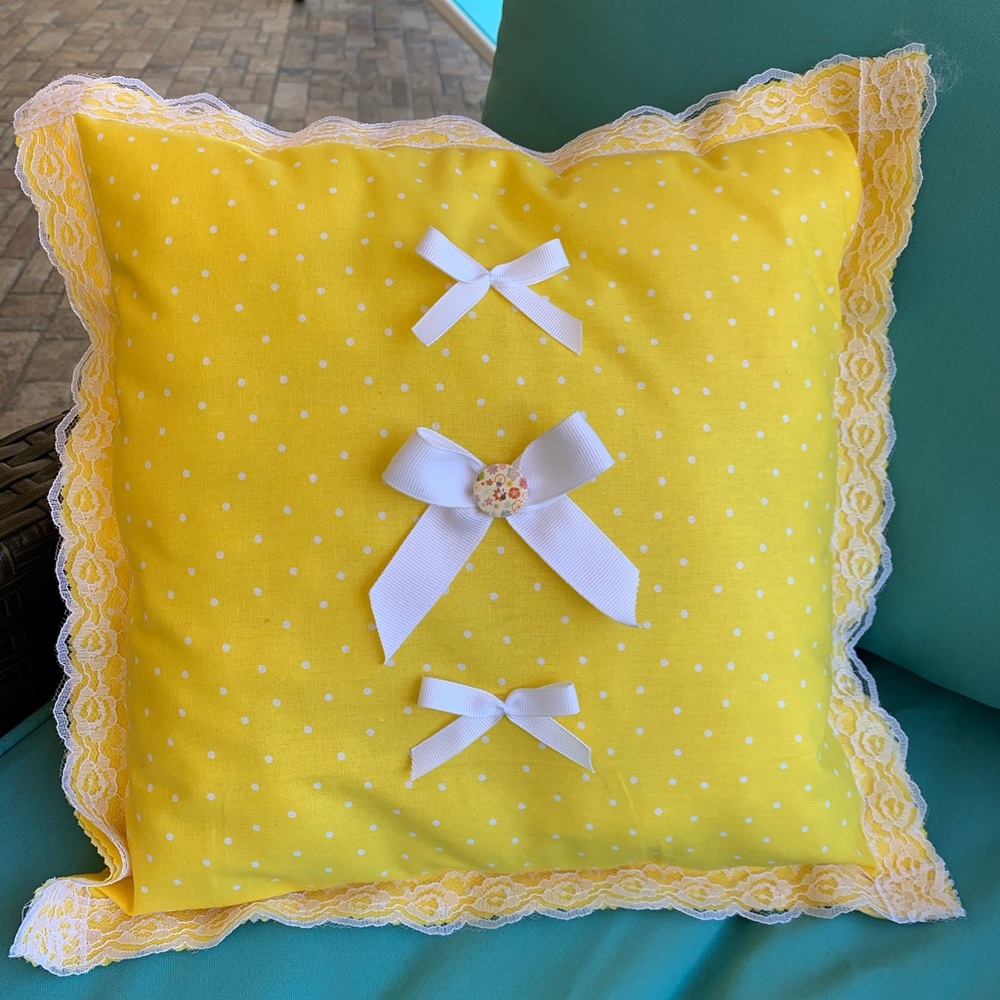 Decorative Pillow / Home Decor / Throw Pillow